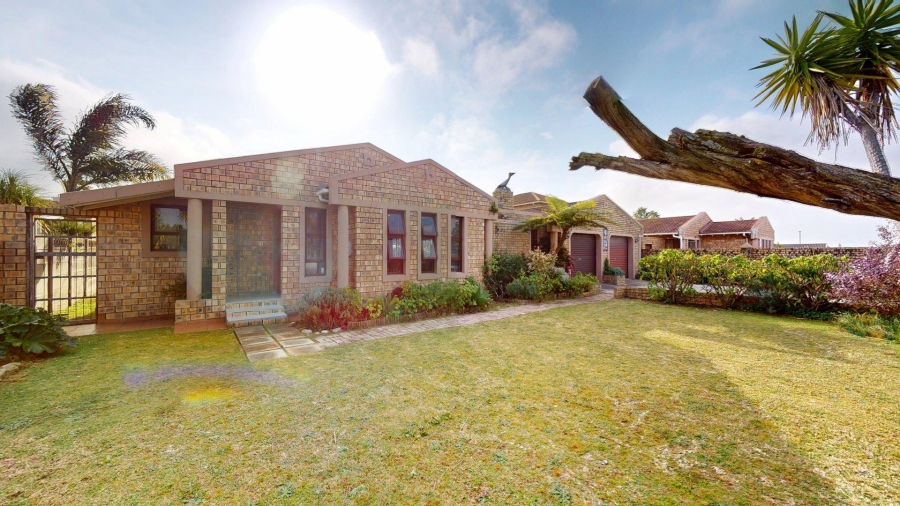 2 Bedroom Property for Sale in Sherwood Eastern Cape